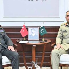 فیلڈ مارشل سے
