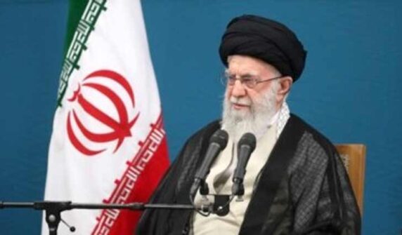 آیت اللہ علی خامنہ ای