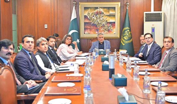اسحاق ڈار کی